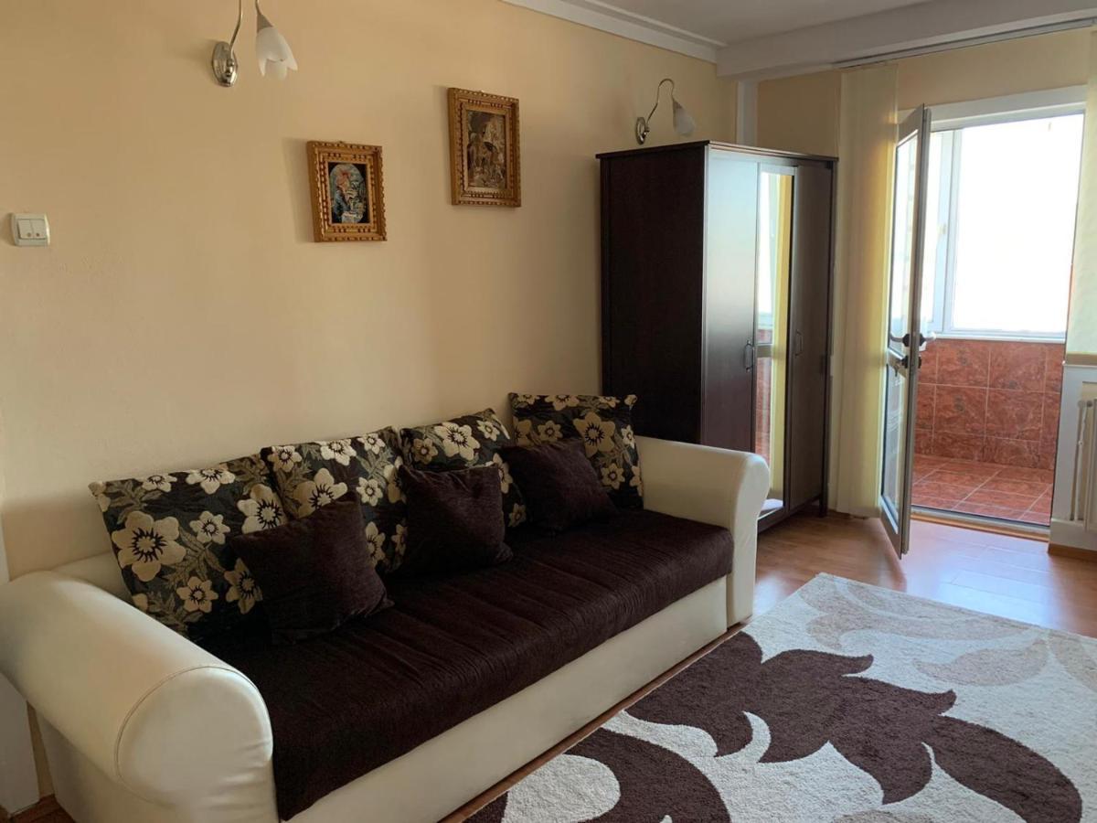 Apartament 오네슈티 외부 사진